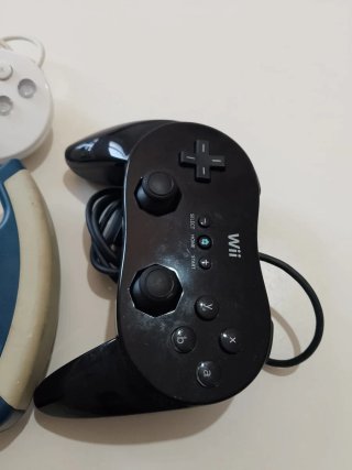 Mandos Nintendo wii clásico pro y volante