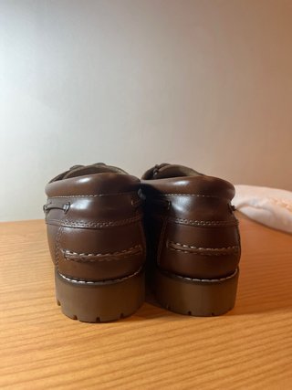 Nauticos de piel marrones