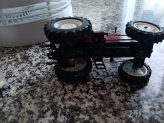 Mini tractor rojo