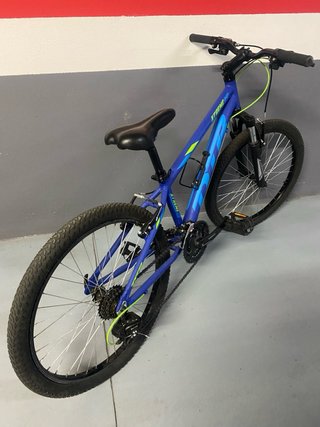 Bicicleta infantil azul