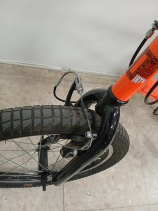 Bicicleta BMX Naranja