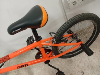 Bicicleta BMX Naranja