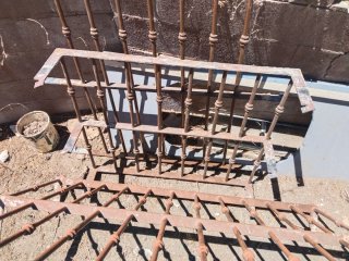 8 Rejas de ventana 180e todas de hierro forjado