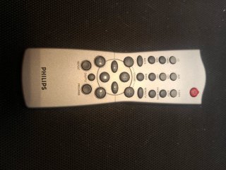 Lote de 8 mandos a distancia (Sony, Philips, Denve