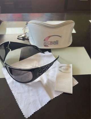 Gafas de sol Just Cavalli negras