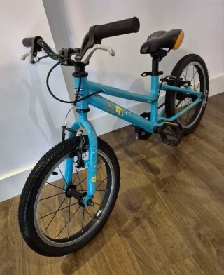 Bicicleta Carrera Star 16" super ligera como nueva