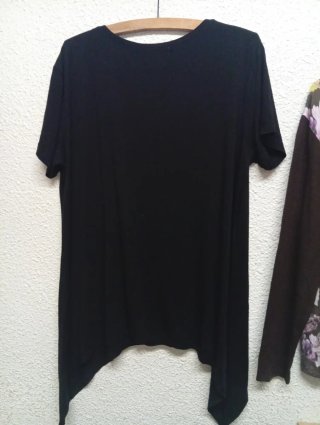 Blusa negra Amo & Roma con strass talla M