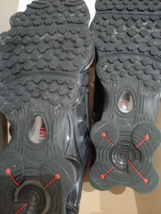 Nike Shox Botones Negros original