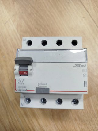 Interruptor Automático Legrand DX3-ID 40A 300mA