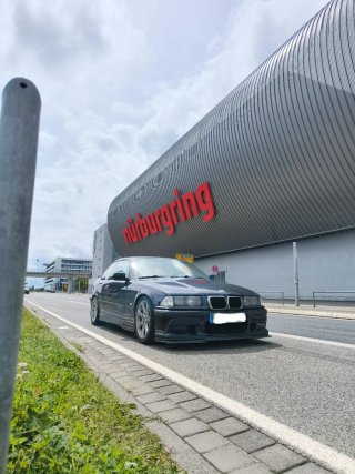 Llantas originales BMW 17 pulgadas y Semislick AR1