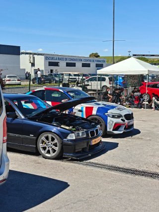Llantas originales BMW 17 pulgadas y Semislick AR1