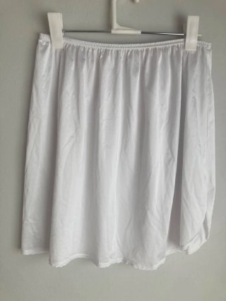 Falda Lencera Vanity Fair Blanca Talla Única