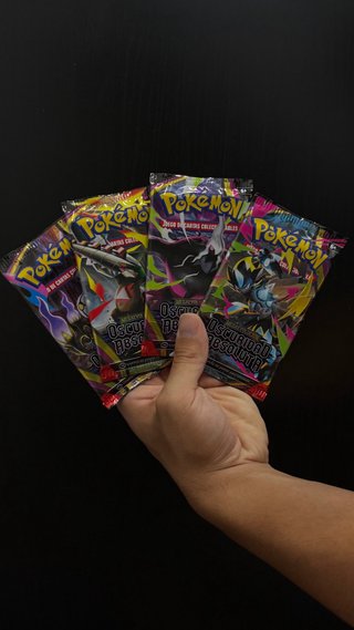 Sobres Pokémon Oscuridad Absoluta
