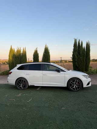 SEAT Leon st fr 2.0tdi dsg