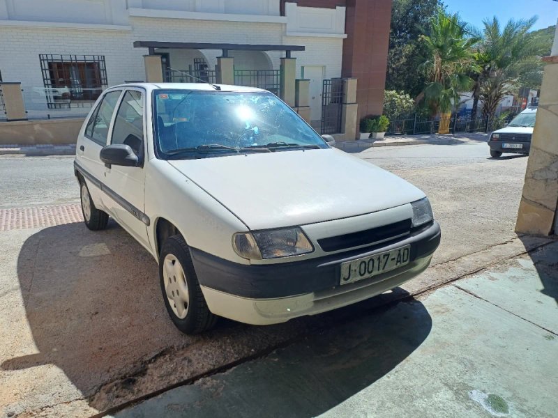 Citroen Saxo 1999 - foto 1