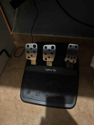 Volante Logitech G29 + cambio manual
