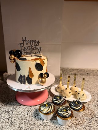 Tartas Personalizadas Carol Cakes Pastelería