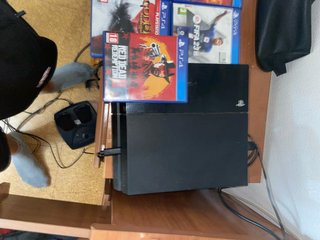 PS4 Fat Negra + 2 Juegos