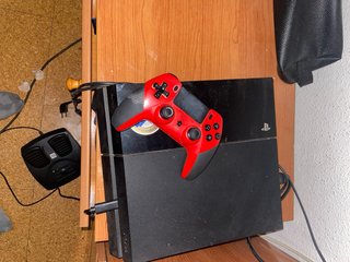 PS4 Fat Negra + 2 Juegos