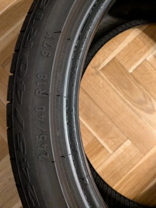 PIRELLI CINTURATO P7 245 40 R18 97Y