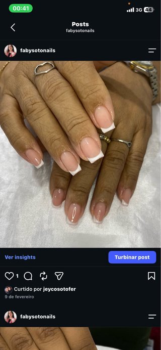 Manicura, pedicura y alargamiento de uñas a domici