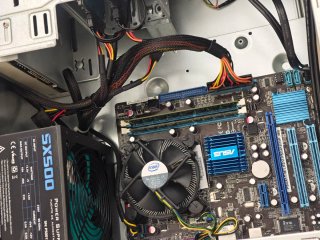 PC Sobremesa Asus Intel Celeron 6GB RAM SSD 120GB