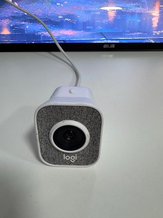 Cámara Streaming Logitech 1080p
