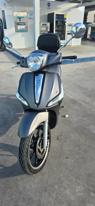 Piaggio Liberty S 125 ABS Gris ITV Favorable