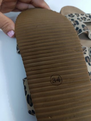 Sandalias con estampado de leopardo talla:34