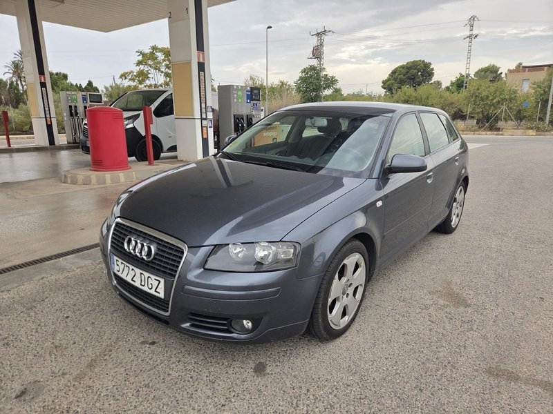 Audi A3 2006 - foto 1