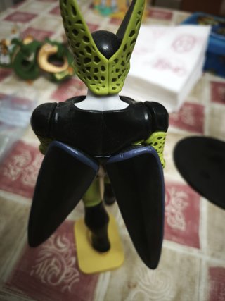 Figura de Cell DRAGON BALL