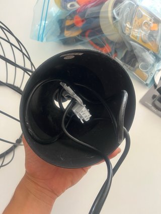 Lámpara colgante de metal negra