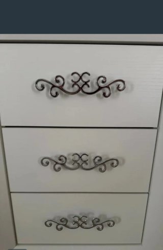 Dos Mesitas de noche diseño elegante y moderno.