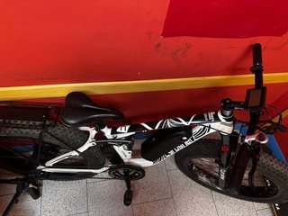 Bicicleta Eléctrica Cyrusher FX800