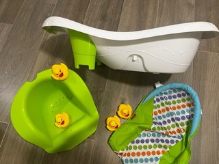 Bañera para bebé con hamaca y patitos