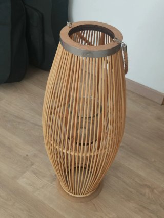 Lámpara de bambú