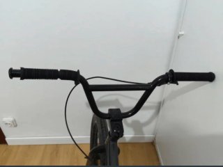 Bicicleta BMX Negra