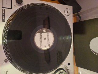 Rob Stalker – Destroy Everything Hard Techno schra