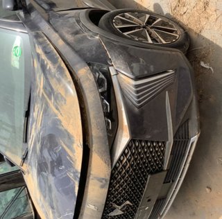 Citroen 2752046 98401952zd alfombra delantera ds7