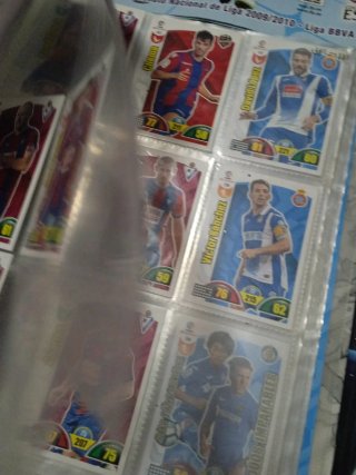 Lote cromos fútbol y Pokémon