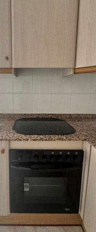 Placa TEKA con horno eléctrico
