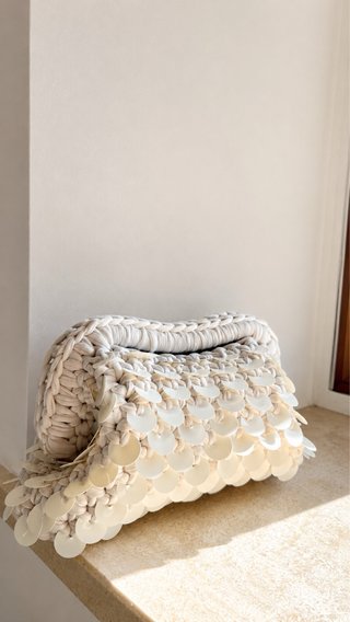 clutch con paillettes
