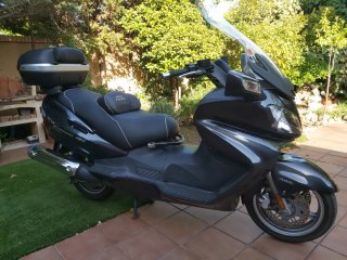Suzuki Burgman 650 Executive grafito metalizado