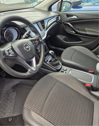 Opel Astra 2021