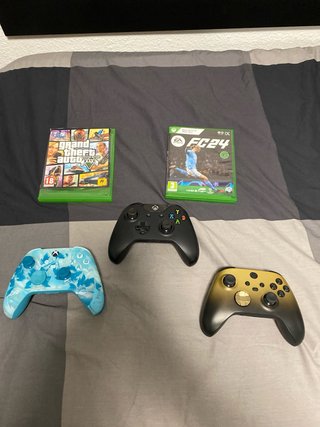 Xbox One Negra Consola + Mandos + Juegos