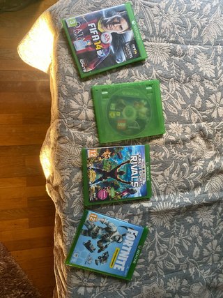 Xbox One Negra Consola + Mandos + Juegos