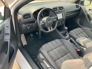 Volkswagen Golf GTI VI