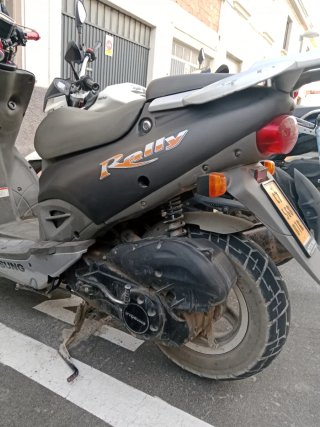 Hyosung Rally 49cc Scooter 2008