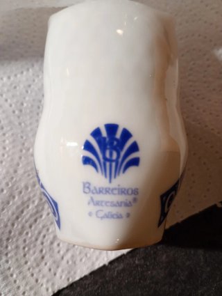 Búho Porcelana Artesanía Barreiros Galicia