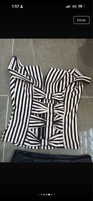 Conjunto Top y Falda Negra